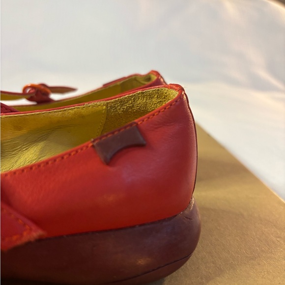 Camper Women's Bright Red Flats - Picture 3 of 6